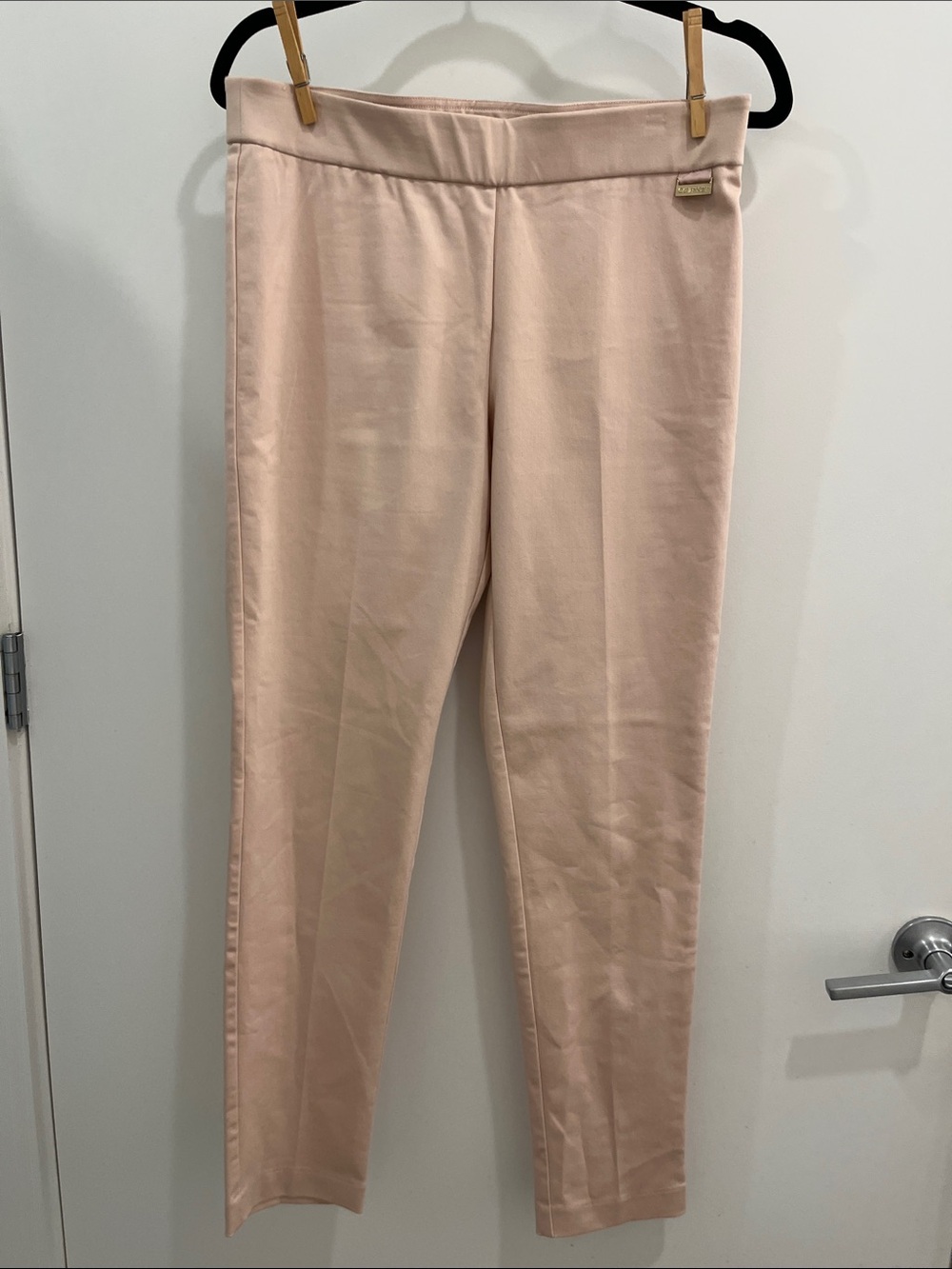Calvin Klein Slim Chinos in Light Blush- size Medium NWT - Picture 6 of 7